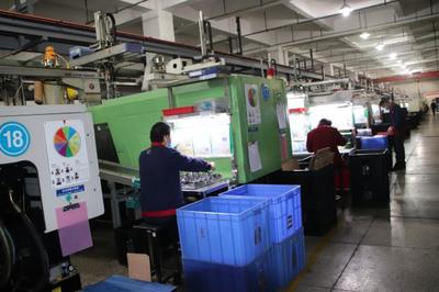 贛州經開區出臺'防疫暖企'八條政策，助力汽車配件研發企業復工復產